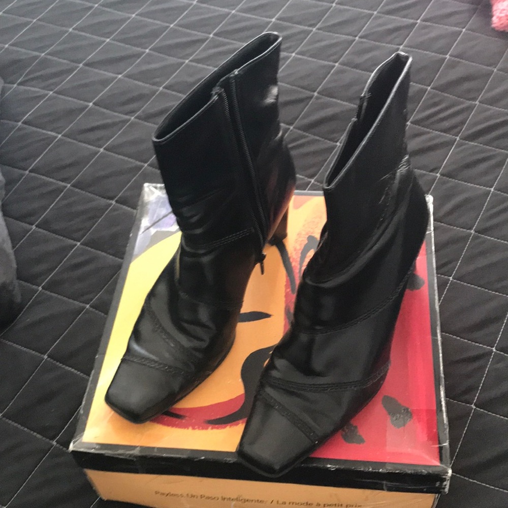 Black ankle booties
